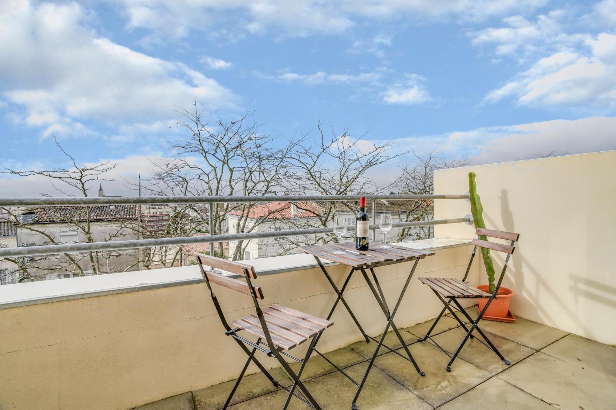 Apartmán Votre Escale - Le Petit Montmartre Niort Exteriér fotografie