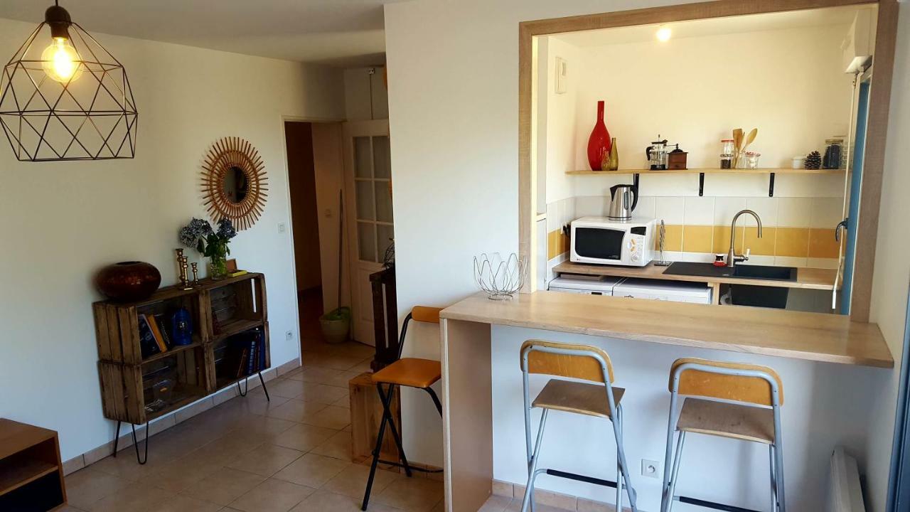 Apartmán Votre Escale - Le Petit Montmartre Niort Exteriér fotografie
